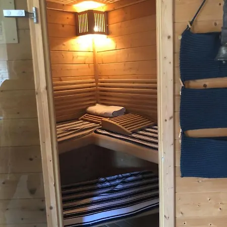 Bed and breakfast Auszeit; Gaestehaus & Mehr Kollersdorf