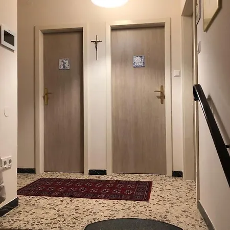 Auszeit; Gaestehaus & Mehr Bed and breakfast Kollersdorf